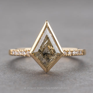 salt and pepper diamond