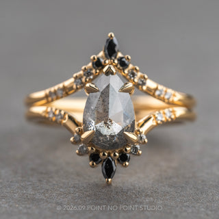 Large Flora Wedding Ring, 11 Reverse Ombre Diamond, Round Band