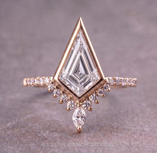 Kite Lab Diamond Engagement Ring, Bezel Avaline Setting