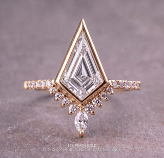 Kite Lab Diamond Engagement Ring, Bezel Avaline Setting