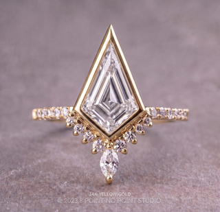 Kite Lab Diamond Engagement Ring, Bezel Avaline Setting