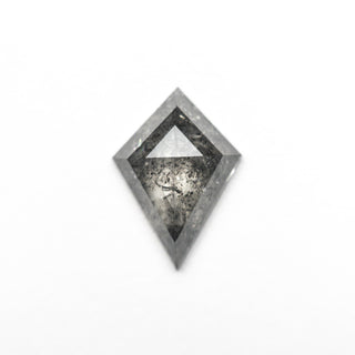 Salt and pepper kite diamond