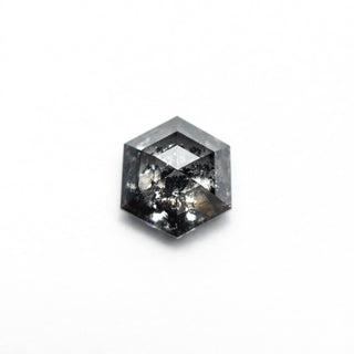 Salt and pepper hexagon diamond