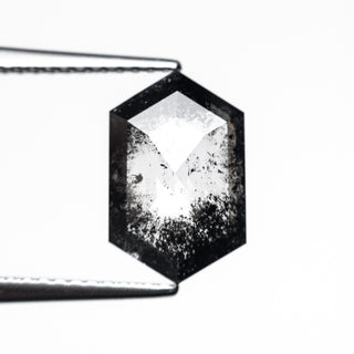 Salt and pepper hexagon diamond