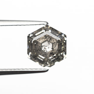 Natural salt and pepper diamond