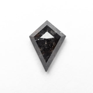 Black kite diamond