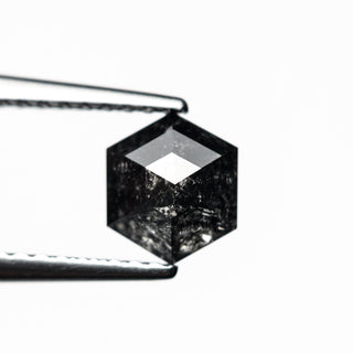 Natural salt and pepper diamond
