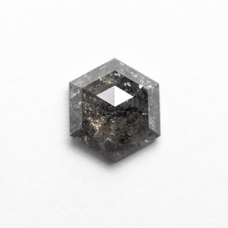 Salt and pepper hexagon diamond