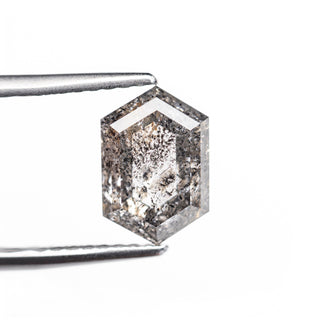 Salt and pepper hexagon diamond