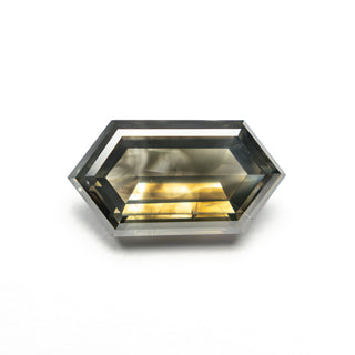 Salt and pepper diamond