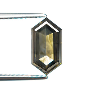 Salt and pepper hexagon diamond