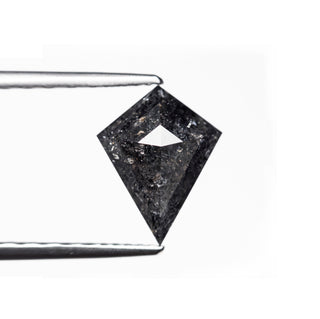 Salt and pepper kite diamond