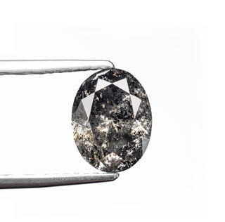 Black oval diamond