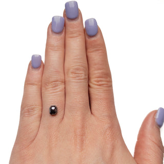 Salt and pepper diamond
