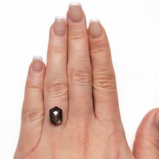 Salt and pepper hexagon diamond