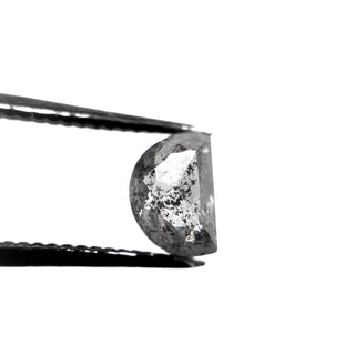Salt and pepper geometric diamond
