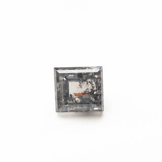 Salt and pepper square diamond