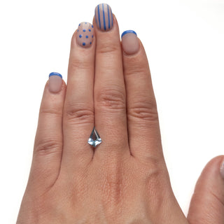 Natural aquamarine gemstone