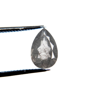Salt and pepper diamond