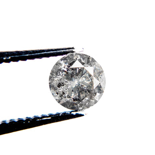 Round salt and pepper diamond