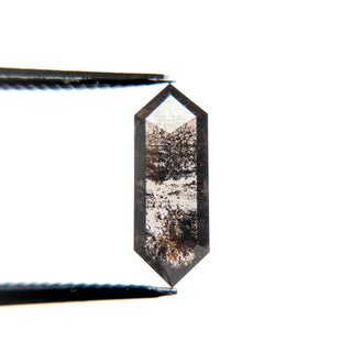 Salt and pepper hexagon diamond