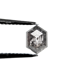 Salt and pepper hexagon diamond