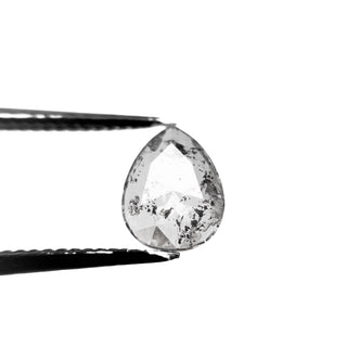 Salt and pepper diamond