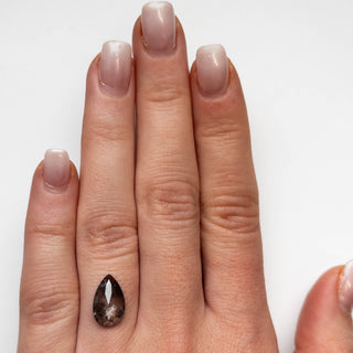 Salt and pepper pear diamond