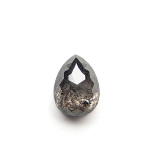 Salt and pepper diamond