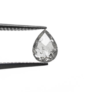 Salt and pepper diamond