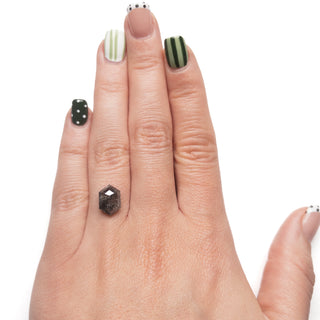 Black salt and pepper diamond