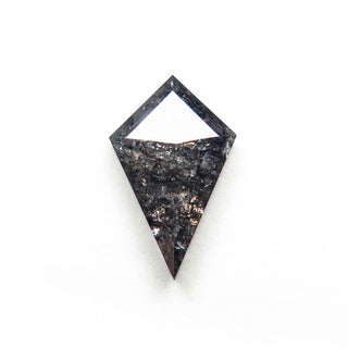 Salt and pepper kite diamond