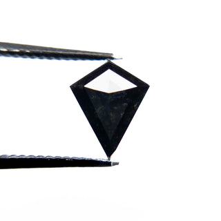 Black kite diamond