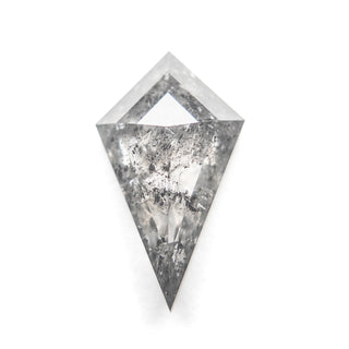 Salt and pepper diamond