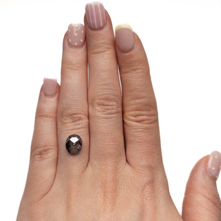 Black round diamond