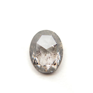 Salt and pepper diamond