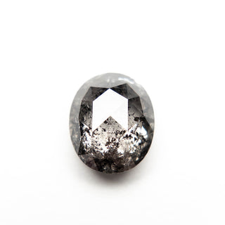 Salt and pepper diamond