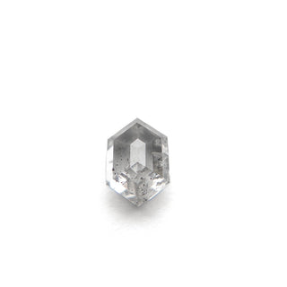 Salt and pepper diamond