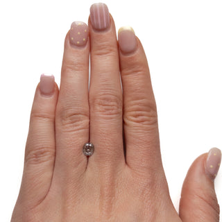 Oval diamond