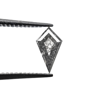 Salt and pepper kite diamond