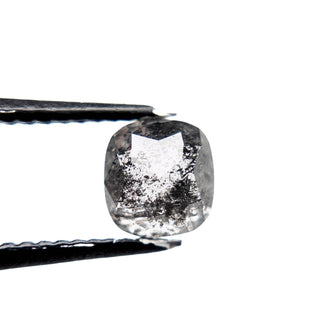 Salt and pepper square diamond