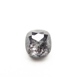 Salt and pepper cushion diamond