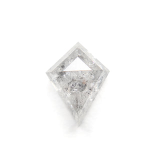 Salt and pepper diamond