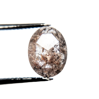 Oval shaped diamond