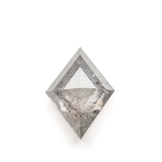 Salt and pepper lozenge diamond