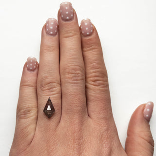 Salt and pepper kite diamond