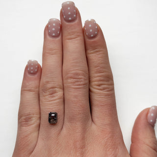Emerald shaped diamond