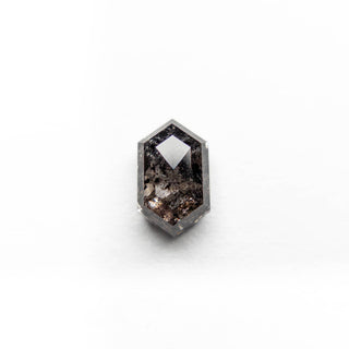 Salt and pepper hexagon diamond