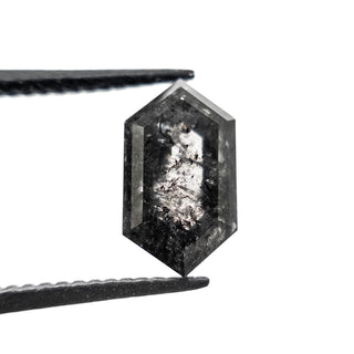 Salt and pepper hexagon diamond