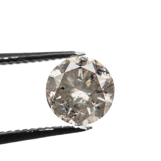 Round salt and pepper diamond